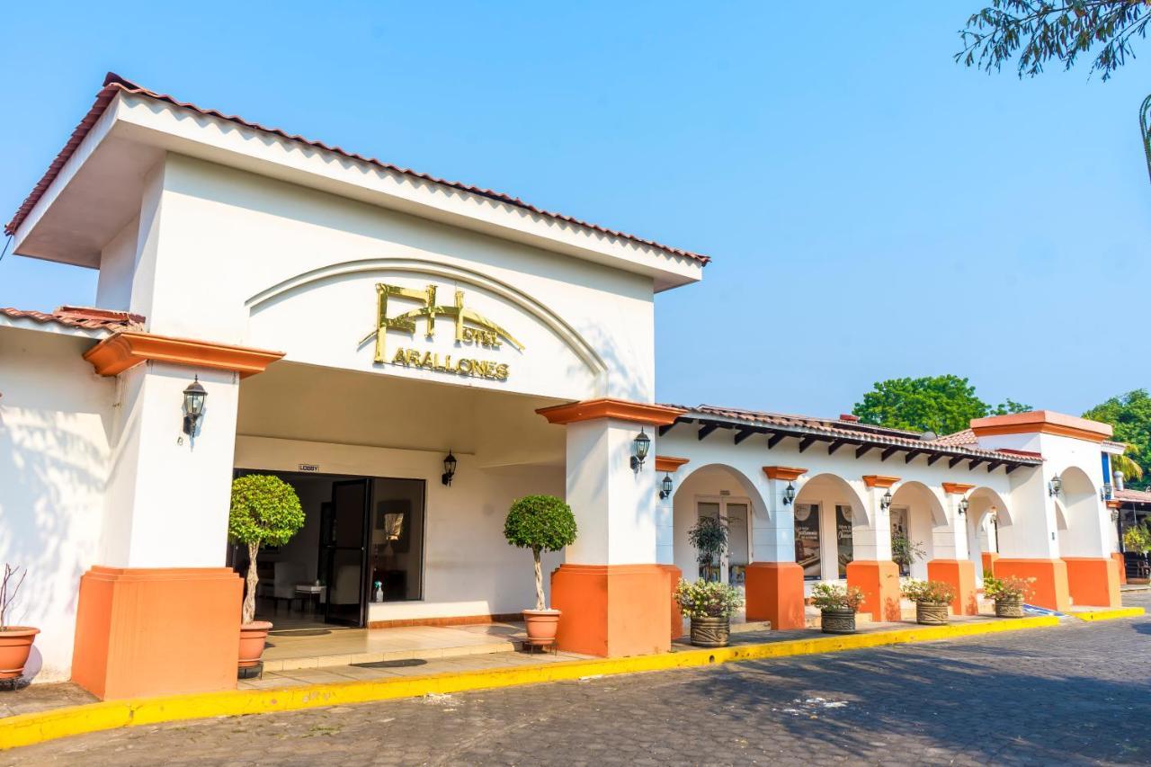 Farallones Hotel 奇南德加 外观 照片