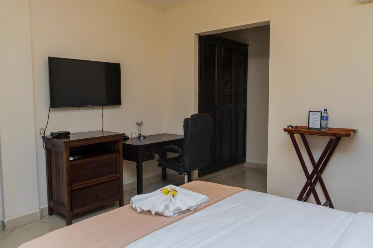 Farallones Hotel 奇南德加 外观 照片