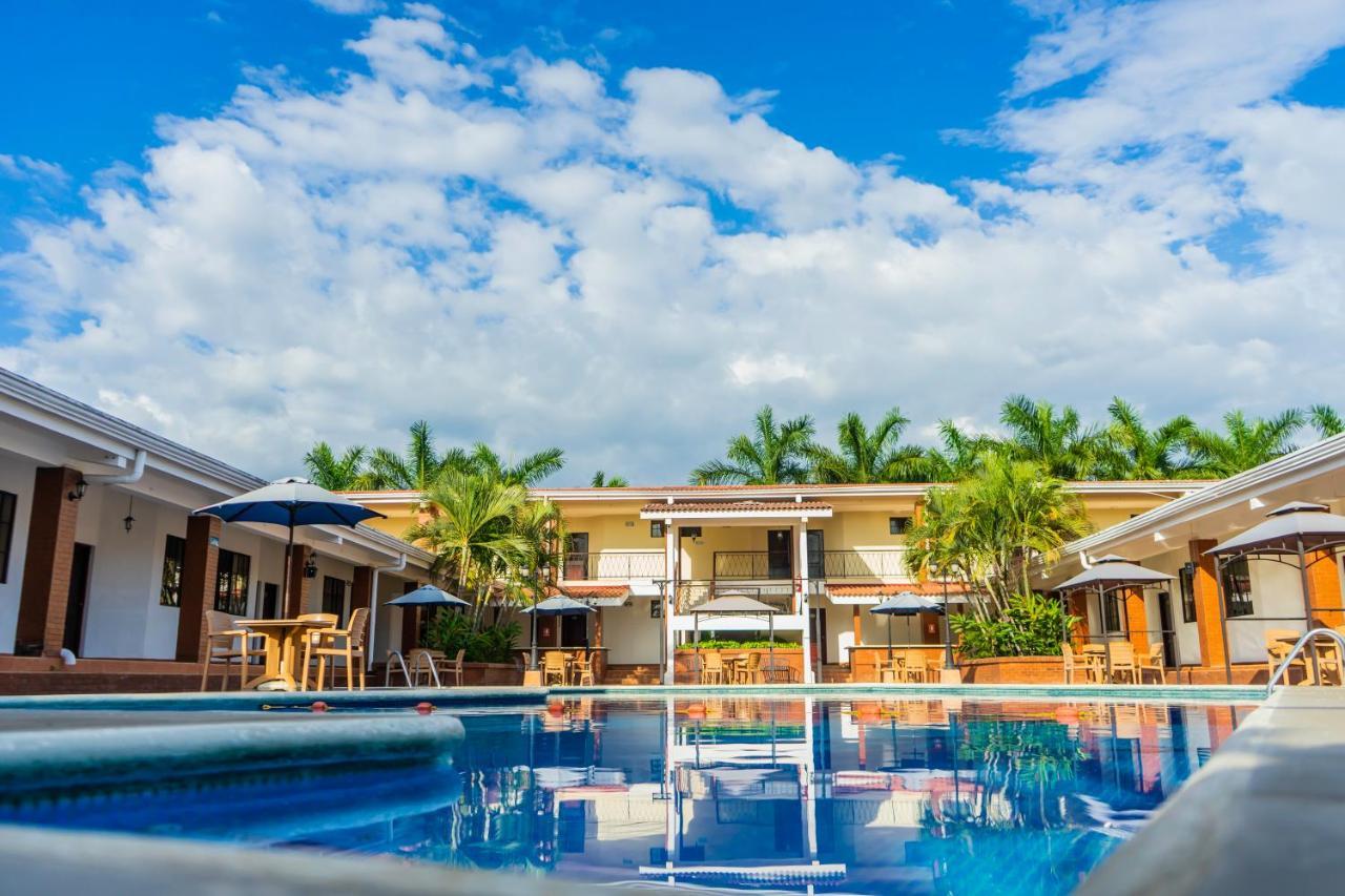 Farallones Hotel 奇南德加 外观 照片