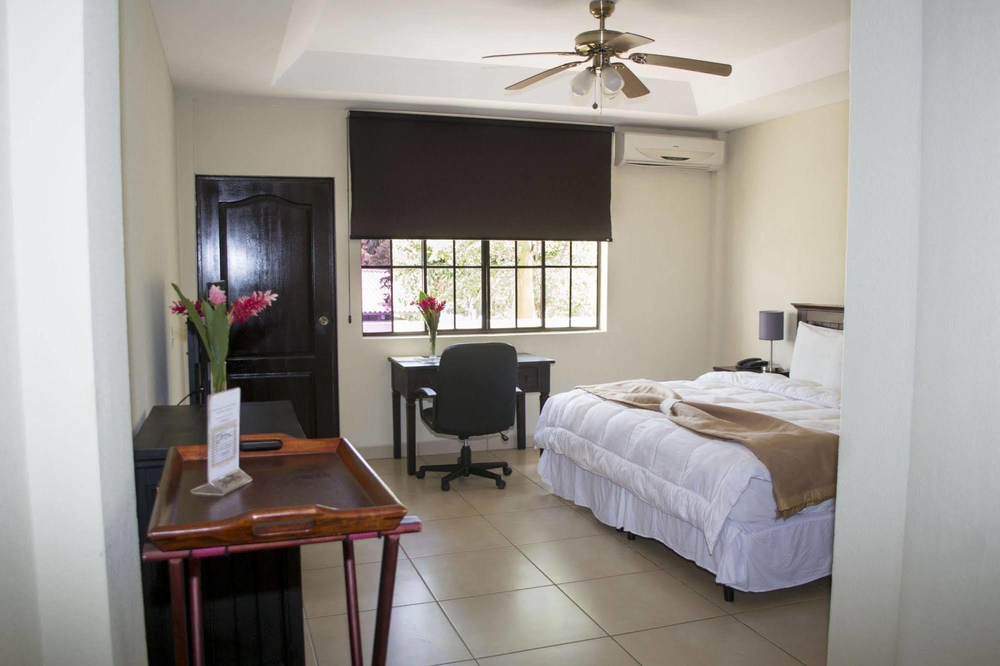 Farallones Hotel 奇南德加 外观 照片