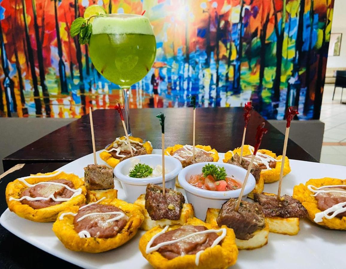 Farallones Hotel 奇南德加 外观 照片