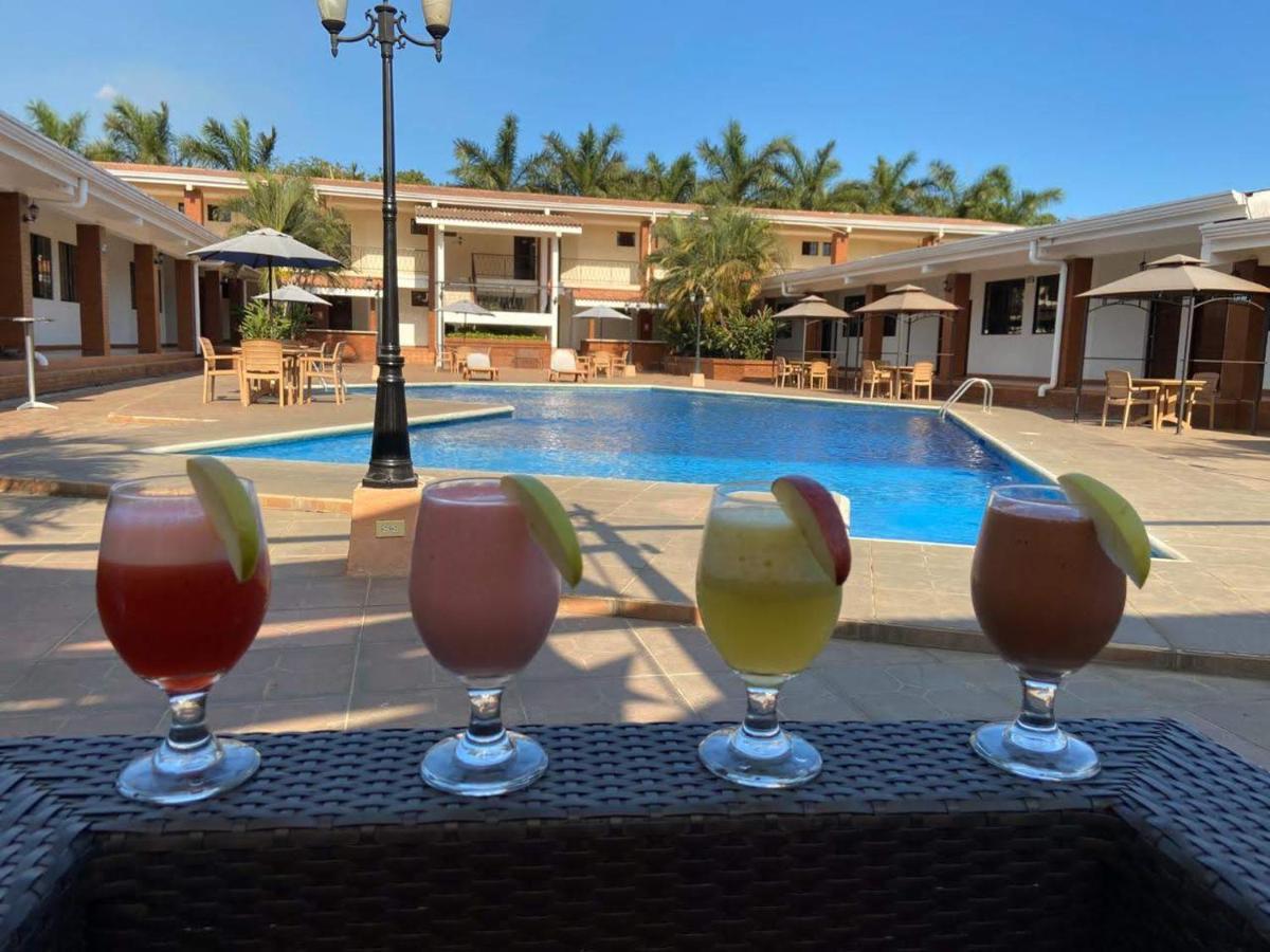 Farallones Hotel 奇南德加 外观 照片